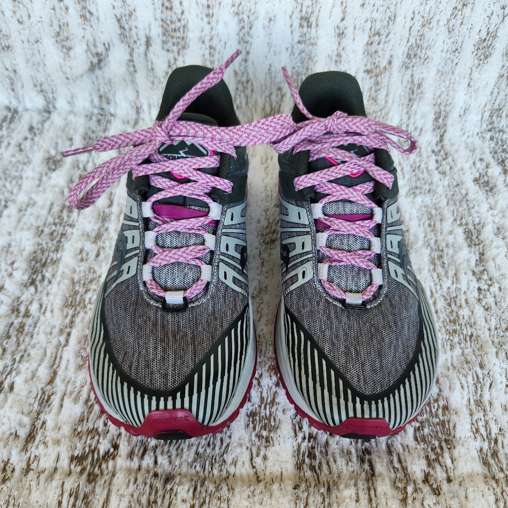Saucony Women's Gray and Pink Trail Running Shoes - Picture 3 of 11